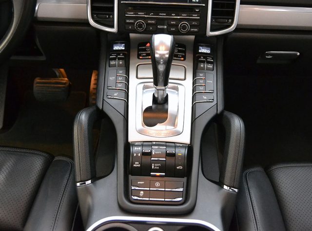 PORSCHE Cayenne usata, con Boardcomputer