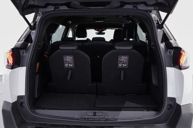 PEUGEOT 5008 usata, con Android Auto