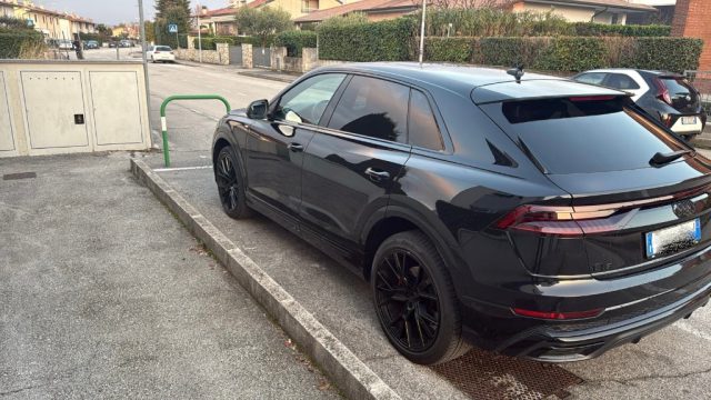AUDI Q8 usata, con Autoradio