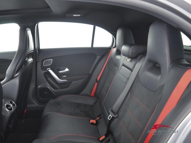 MERCEDES-BENZ A 45 AMG usata 9