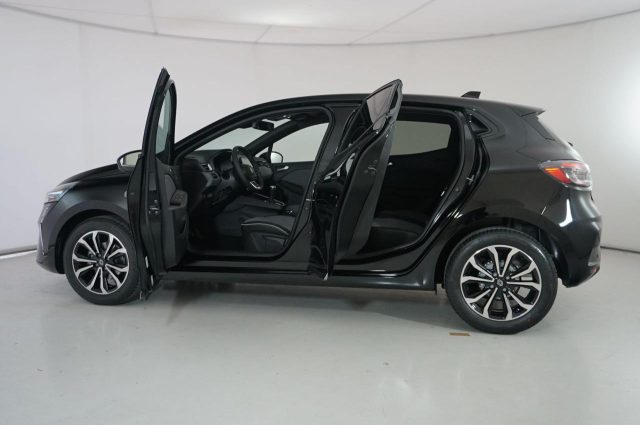 RENAULT Clio usata, con Autoradio digitale