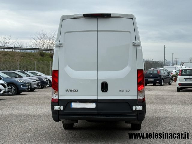 IVECO  usata 6