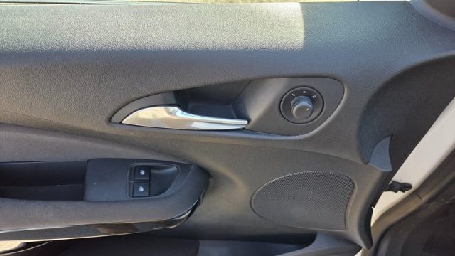 OPEL Adam usata, con Volante in pelle