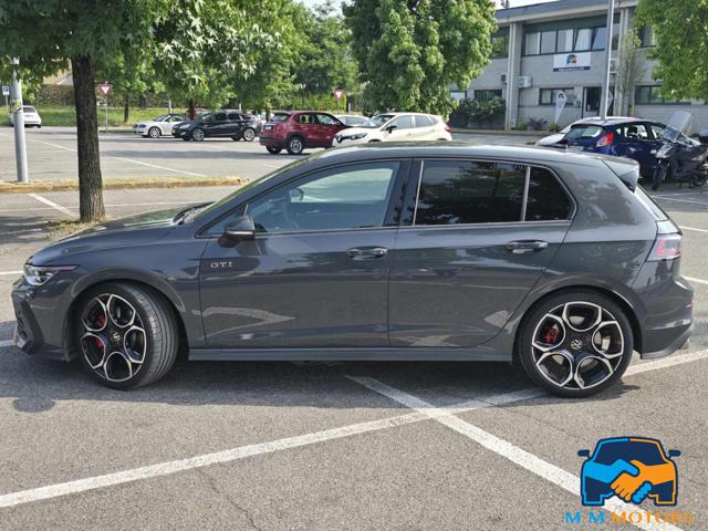 VOLKSWAGEN Golf usata, con Alzacristalli elettrici