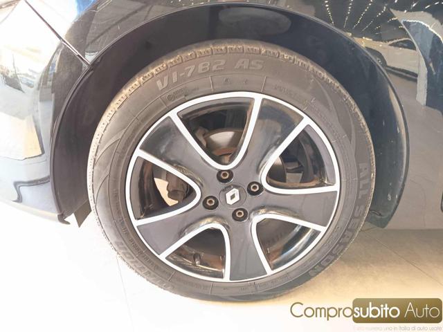 RENAULT Clio usata, con Airbag testa