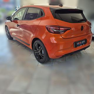 RENAULT Clio usata, con Specchietti laterali elettrici