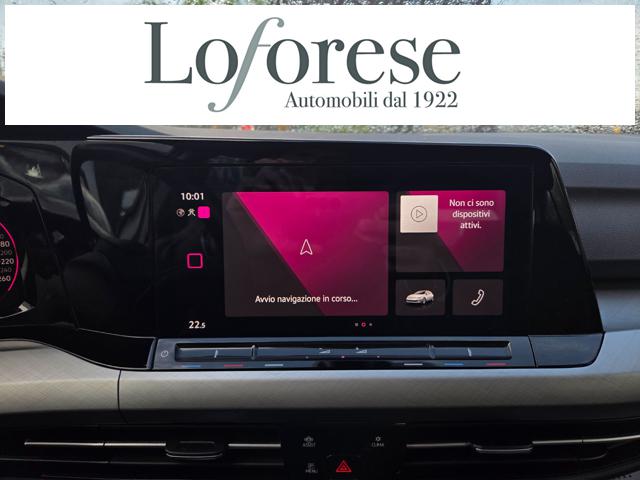 VOLKSWAGEN Golf usata, con USB