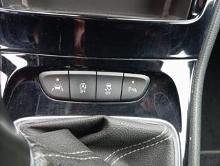 OPEL Astra usata, con Sedile posteriore sdoppiato