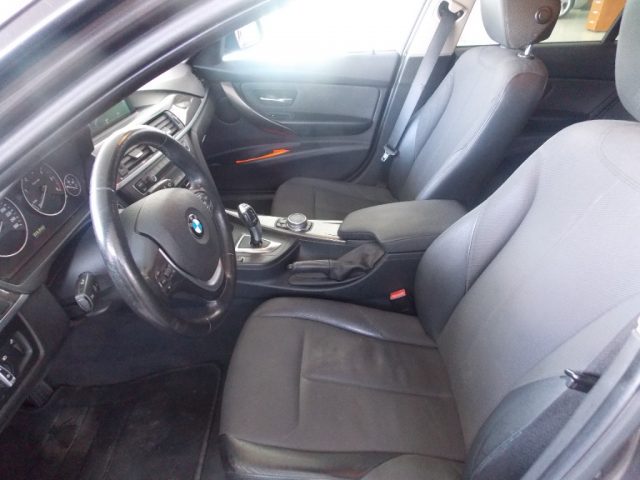 BMW 320 usata, con Chiusura centralizzata