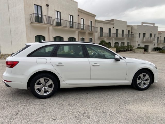 AUDI A4 usata, con Controllo trazione