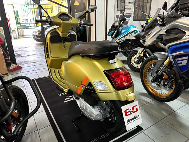 VESPA GTS 300 SuperSport usata 6