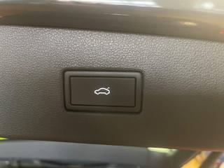 VOLKSWAGEN Tiguan usata, con Autoradio