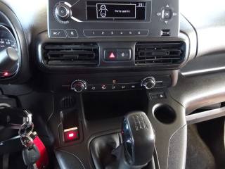 OPEL Combo usata, con Controllo trazione