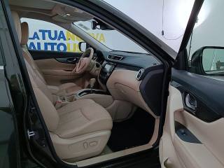 NISSAN X-Trail usata, con Luci diurne LED