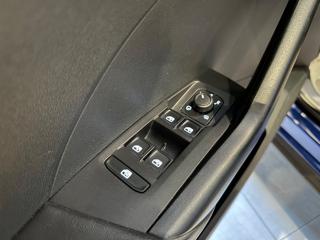 VOLKSWAGEN T-Cross usata, con Volante in pelle