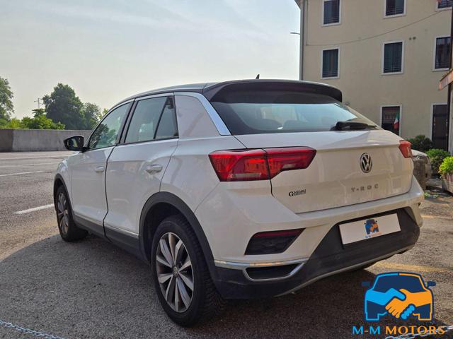 VOLKSWAGEN T-Roc usata, con Autoradio
