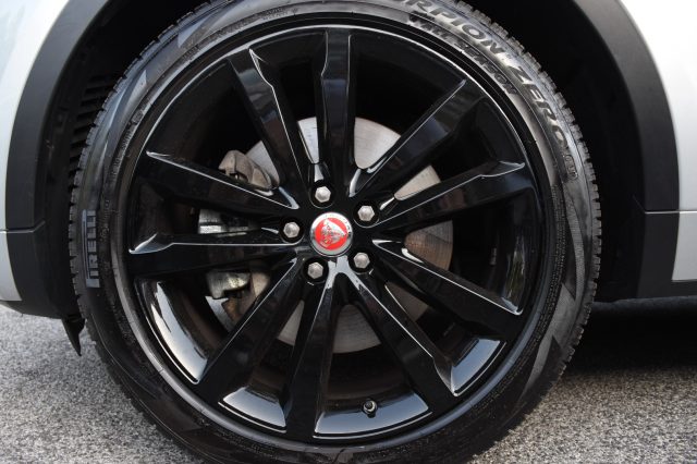 JAGUAR E-Pace usata, con Alzacristalli elettrici