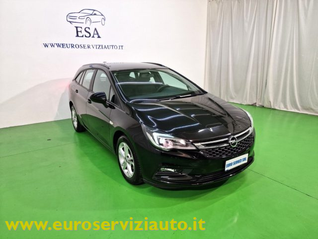 OPEL Astra usata, con Cerchi in lega