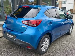MAZDA 2 usata, con Alzacristalli elettrici