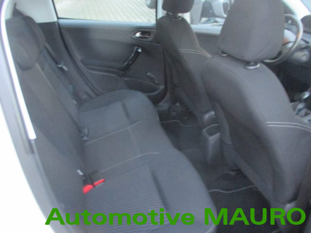 PEUGEOT 208 usata 19