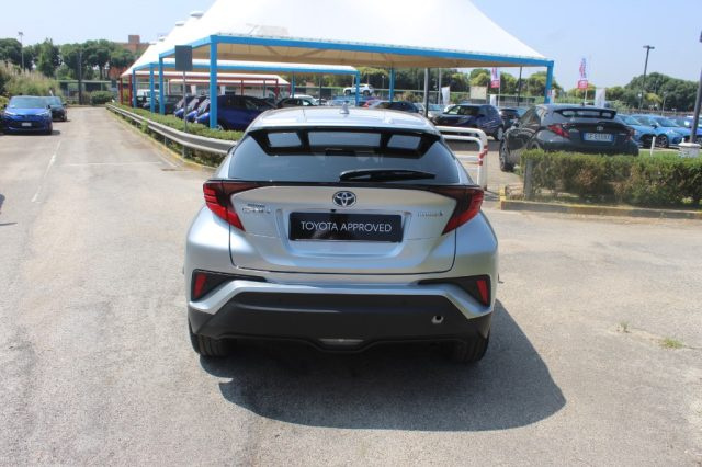 TOYOTA C-HR usata, con Autoradio