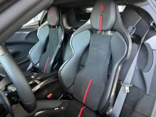 FERRARI SF90 usata, con Interni in pelle