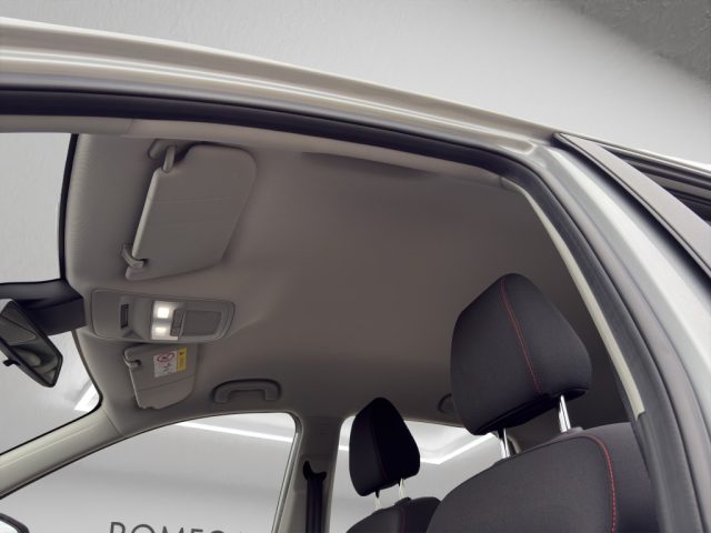 MG ZS usata, con Specchietti laterali elettrici