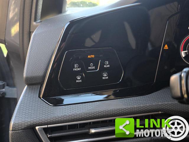 VOLKSWAGEN Golf usata, con Sensore di pioggia