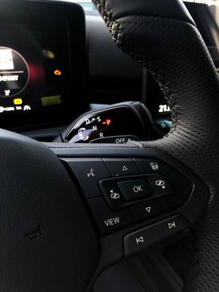 VOLKSWAGEN T-Roc usata, con Interni in pelle