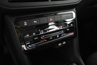 VOLKSWAGEN T-Cross usata 10