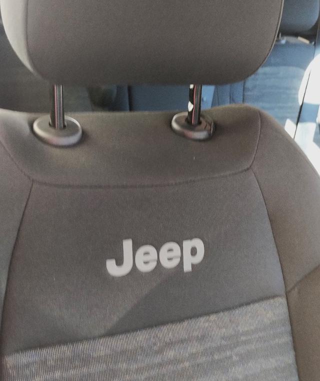 JEEP Avenger usata, con Sensori di parcheggio posteriori
