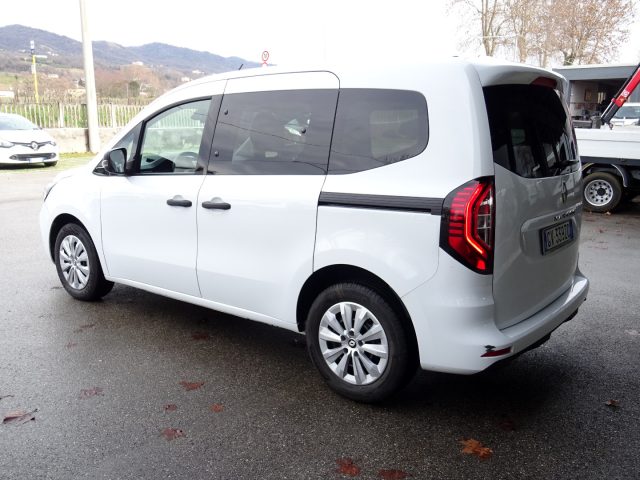RENAULT Kangoo usata, con Autoradio