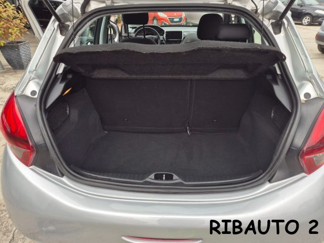 PEUGEOT 208 usata, con Vivavoce