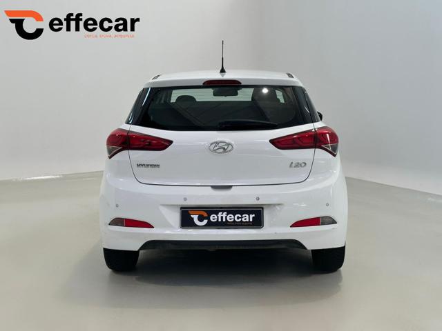 HYUNDAI i20 usata, con Alzacristalli elettrici