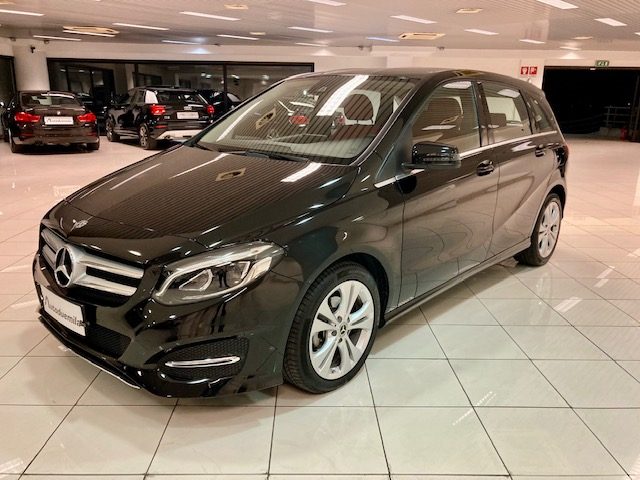 MERCEDES-BENZ B 180 usata, con Airbag laterali