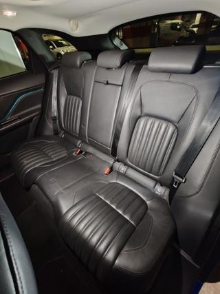 JAGUAR F-Pace usata, con Park Distance Control