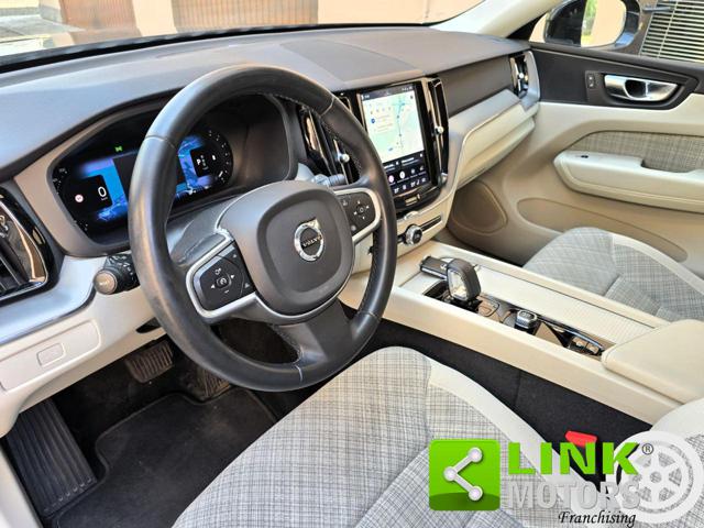VOLVO XC60 usata, con Sensori di parcheggio anteriori