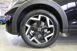 VOLKSWAGEN Taigo usata, con USB