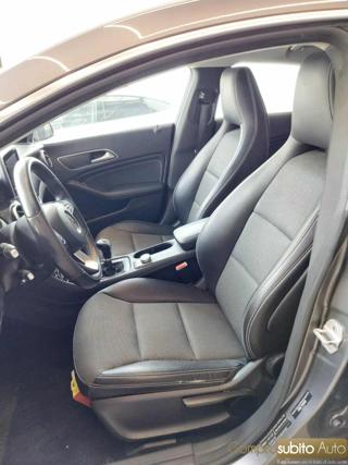 MERCEDES-BENZ CLA 180 usata, con Fendinebbia