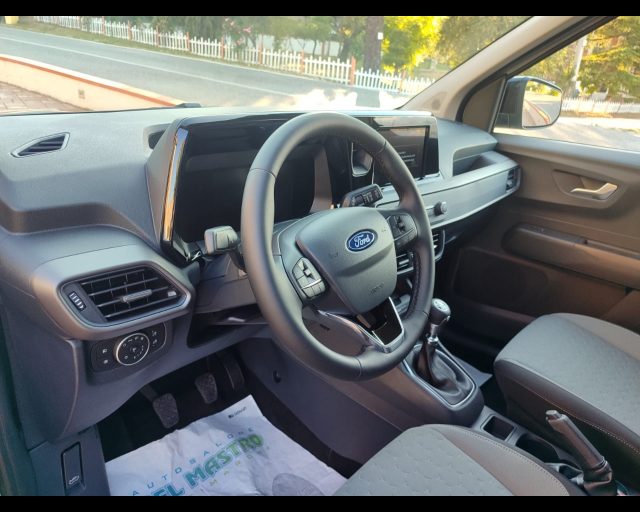 FORD Tourneo Courier usata, con Autoradio digitale