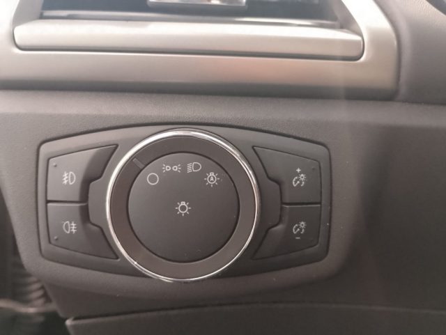 FORD Mondeo usata, con Interni in pelle