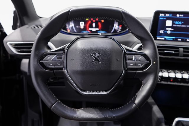 PEUGEOT 5008 usata, con Volante in pelle