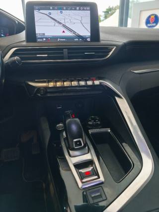 PEUGEOT 3008 usata, con Controllo automatico clima