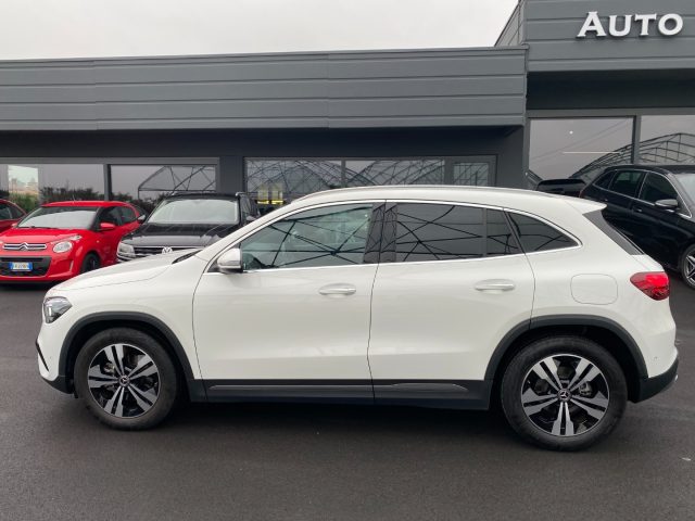 MERCEDES-BENZ GLA 200 usata, con Autoradio
