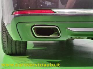 BMW 750 usata, con Sensori di parcheggio anteriori