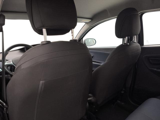 LANCIA Ypsilon usata, con Fari LED