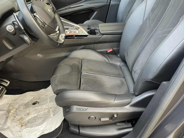 PEUGEOT 5008 usata, con Cerchi in lega