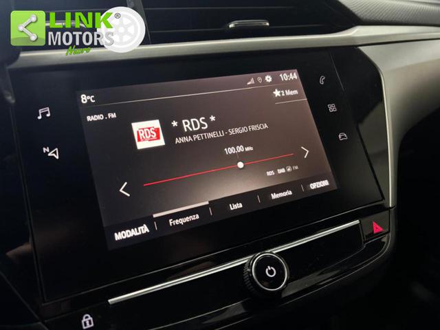 OPEL Corsa usata, con USB