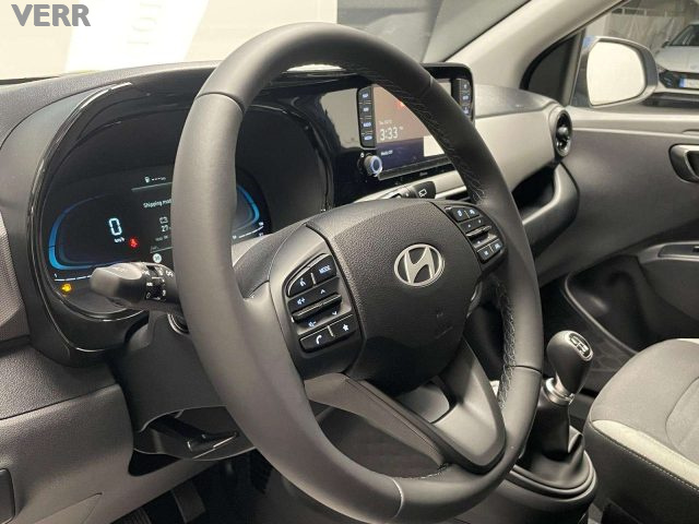 HYUNDAI i10 usata, con Volante in pelle