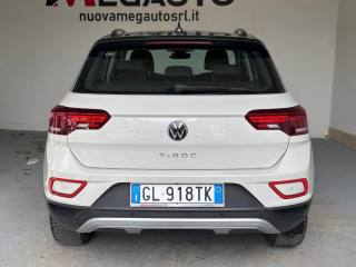 VOLKSWAGEN T-Roc usata, con Sensori di parcheggio posteriori